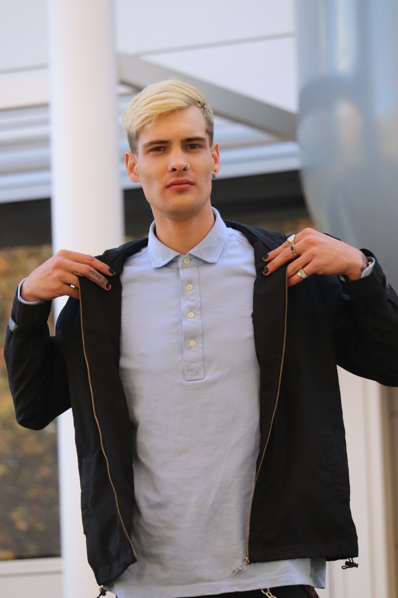 7165B082-E5D0-4335-B981-91E97101C9DF